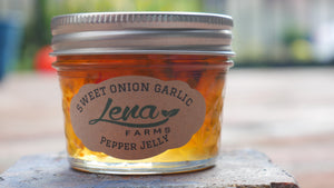 Sweet Onion Garlic Pepper Jelly (4oz)